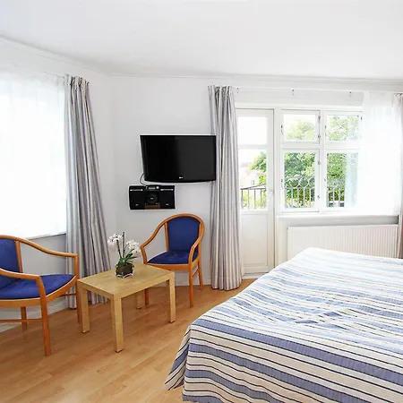 Hotell Petit Skagen, Sure Collection By Western 3*