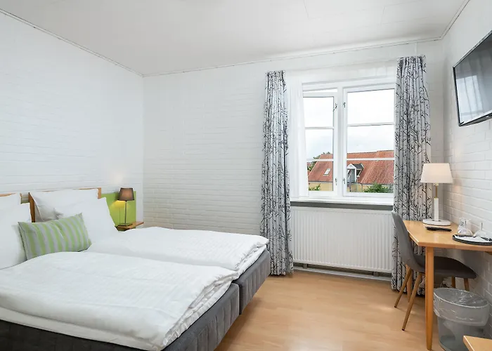 Petit Skagen, Sure Collection By Western Skagen